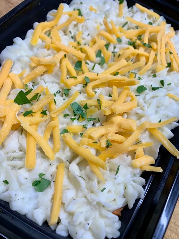 Sherm's family-style comfort-food tray, ready to heat for a senior meal at home